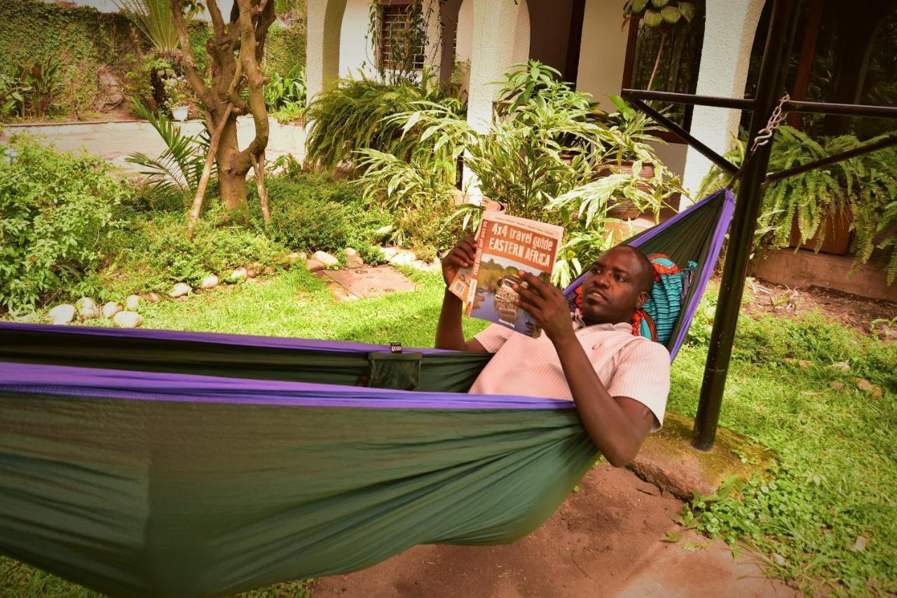 Elementis Entebbe Hotel Exterior photo